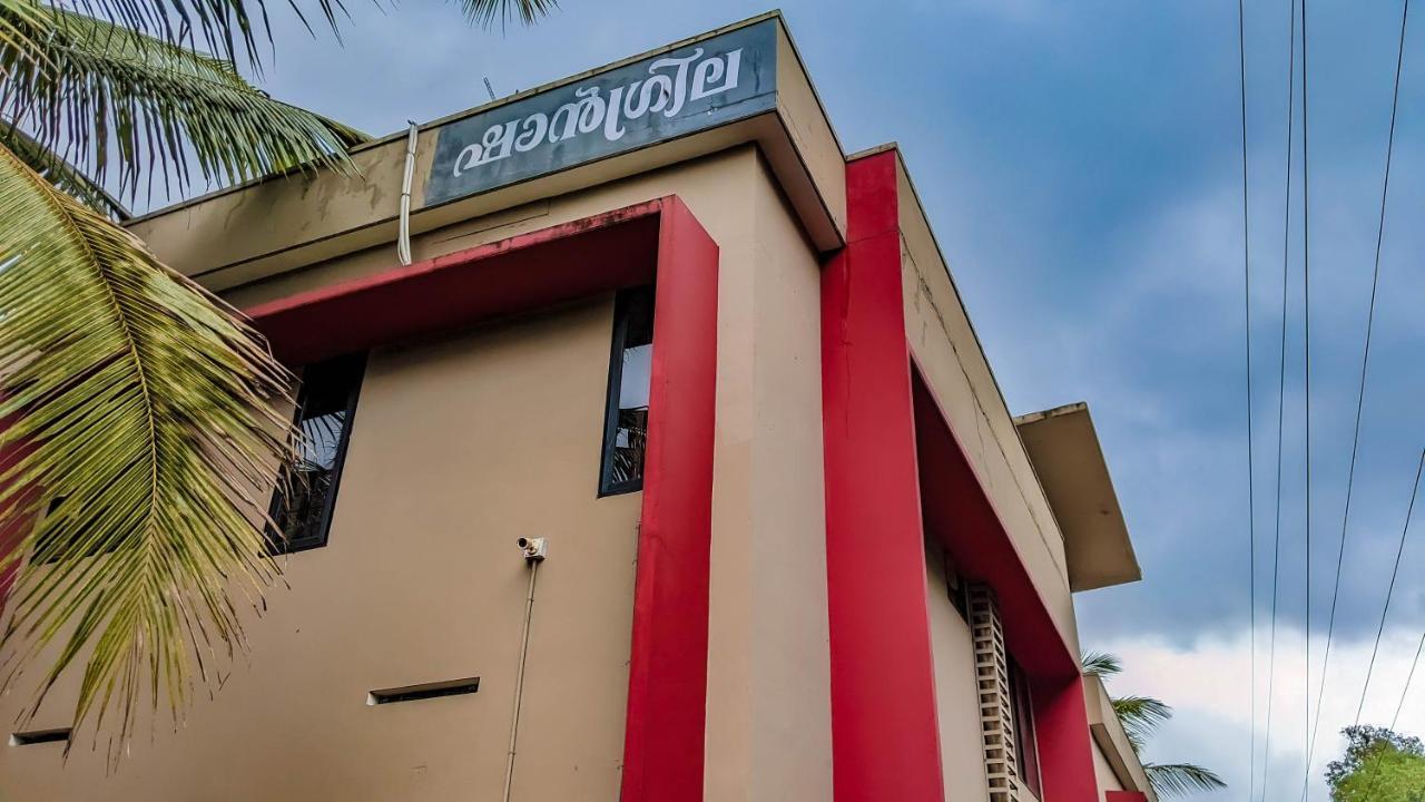 Shangri-Laa Hotel Apartments Kozhikode Exterior photo
